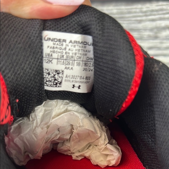 Under Armour Kids UA BPS Surge 4 AC Sneakers - Red/White (Size 12K) - Picture 11 of 11
